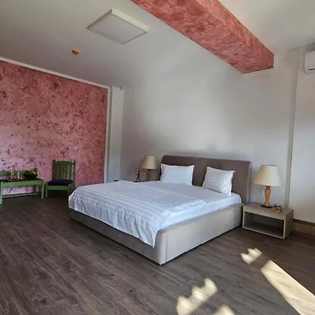 Bed & Breakfast Bc Aprilia 4*