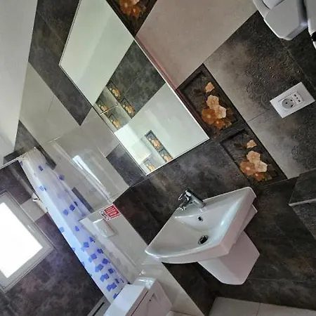 Bc Aprilia Bed & Breakfast