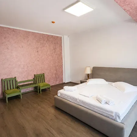Bc Aprilia Bed & Breakfast 3*