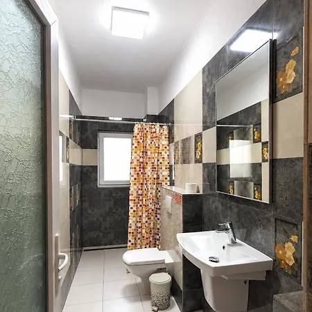 Bc Aprilia Bed & Breakfast 4*